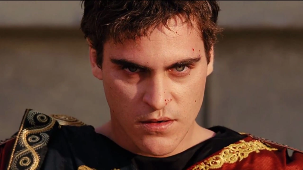 Joaquin Phoenix nel ruolo di Commodo, nel film Il Gladiatore (2000)